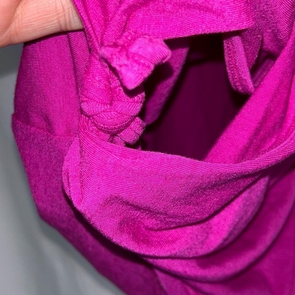 Athleta Tank Top Essence Tie Back Crewneck Pullover Cross Racerback Sleeveless - Picture 15 of 15